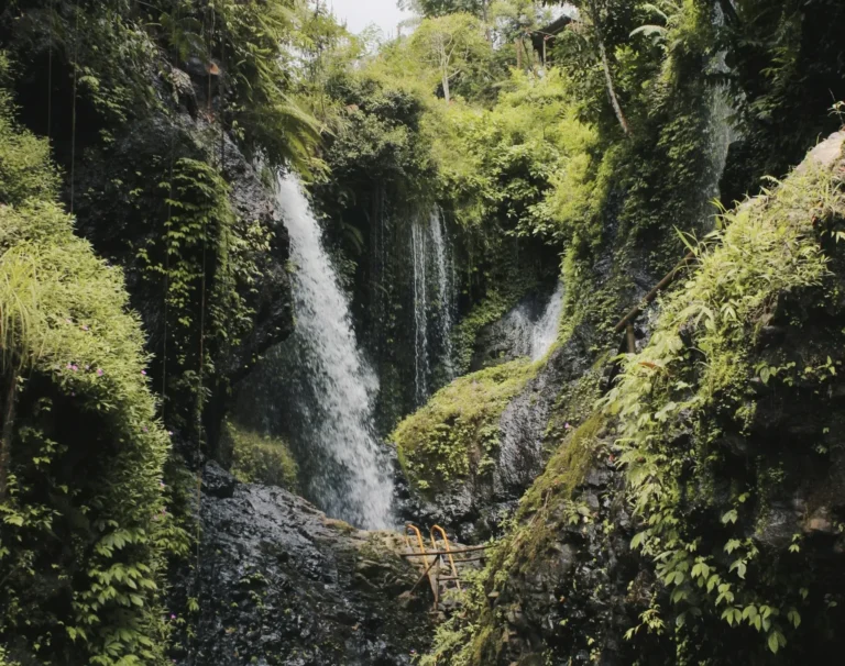 curug-tilu-leuwi-opat-jpg